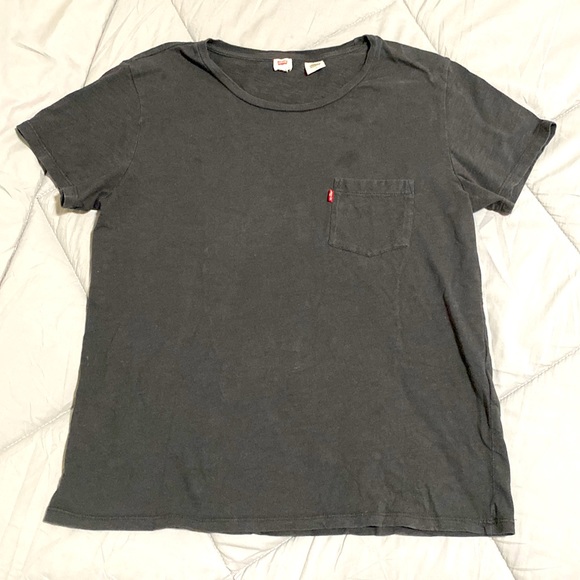 Short sleeve Levi’s pocket tee - Picture 2 of 3